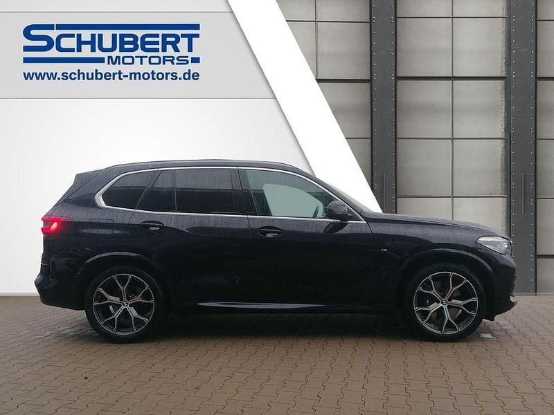 Gebraucht BMW X5 M Sport 286 PS (210 kW) 2023 Schwarz SUV