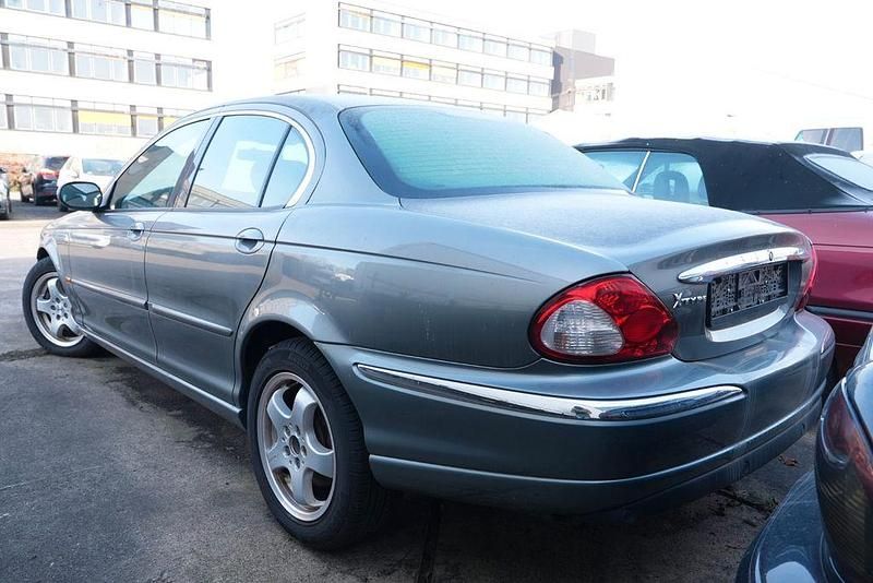 Gebraucht Jaguar X-type 156 PS (114 kW) 2003 Grau Limousine