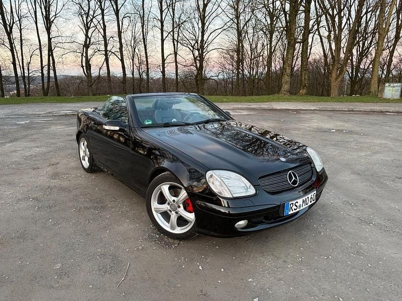 Gebraucht Mercedes SLK320 218 PS (160 kW) 2003 Schwarz Cabrio