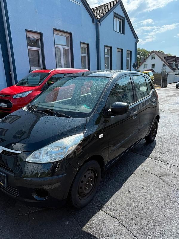 Gebraucht Hyundai i10 67 PS (49 kW) 2009 Schwarz Kleinwagen