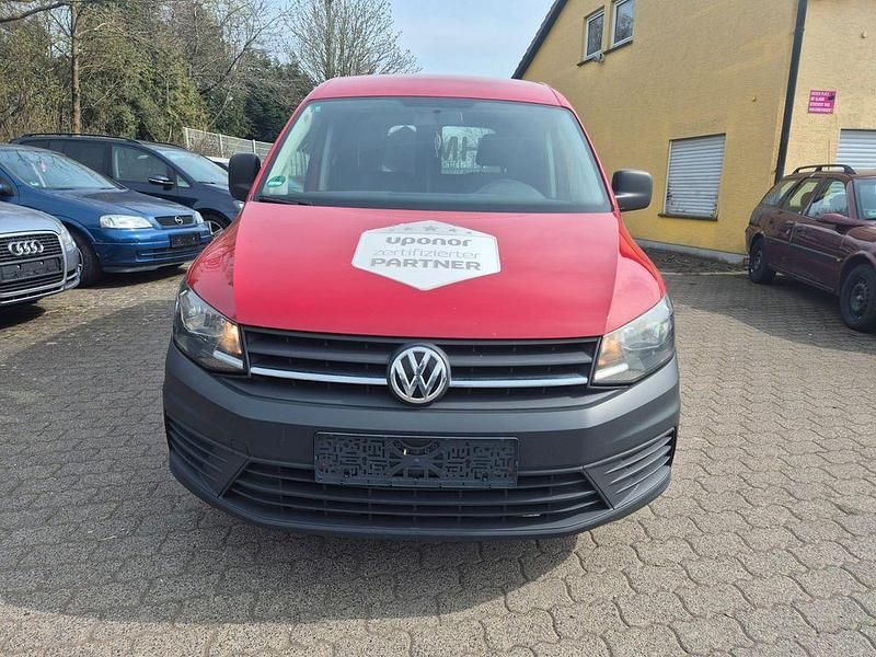 Gebraucht VW Caddy 84 PS (61 kW) 2017 Rot Van / Kleinbus