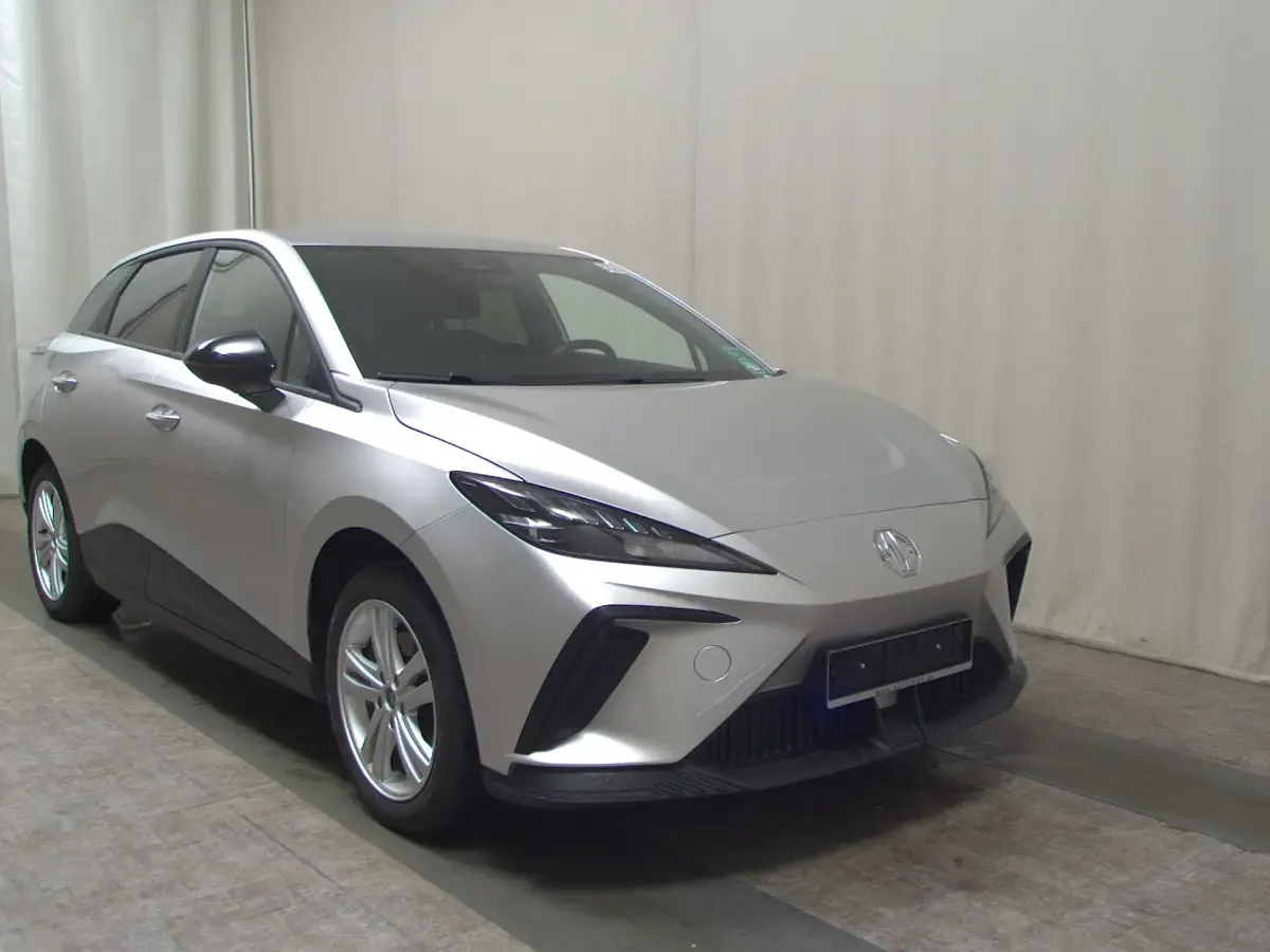 Occasion MG MG4 EV 150 kW (204 ch) 2023 Argent Citadine