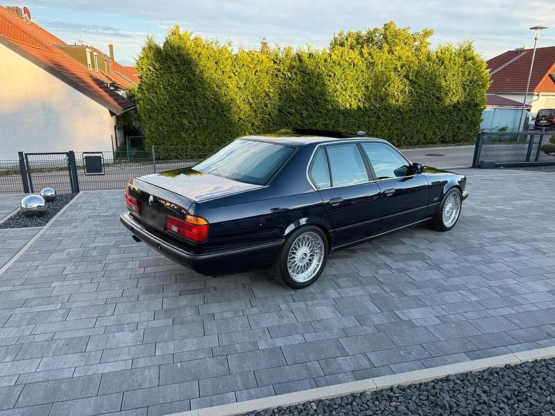 Gebraucht BMW 730 218 PS (160 kW) 1994 Blau Limousine