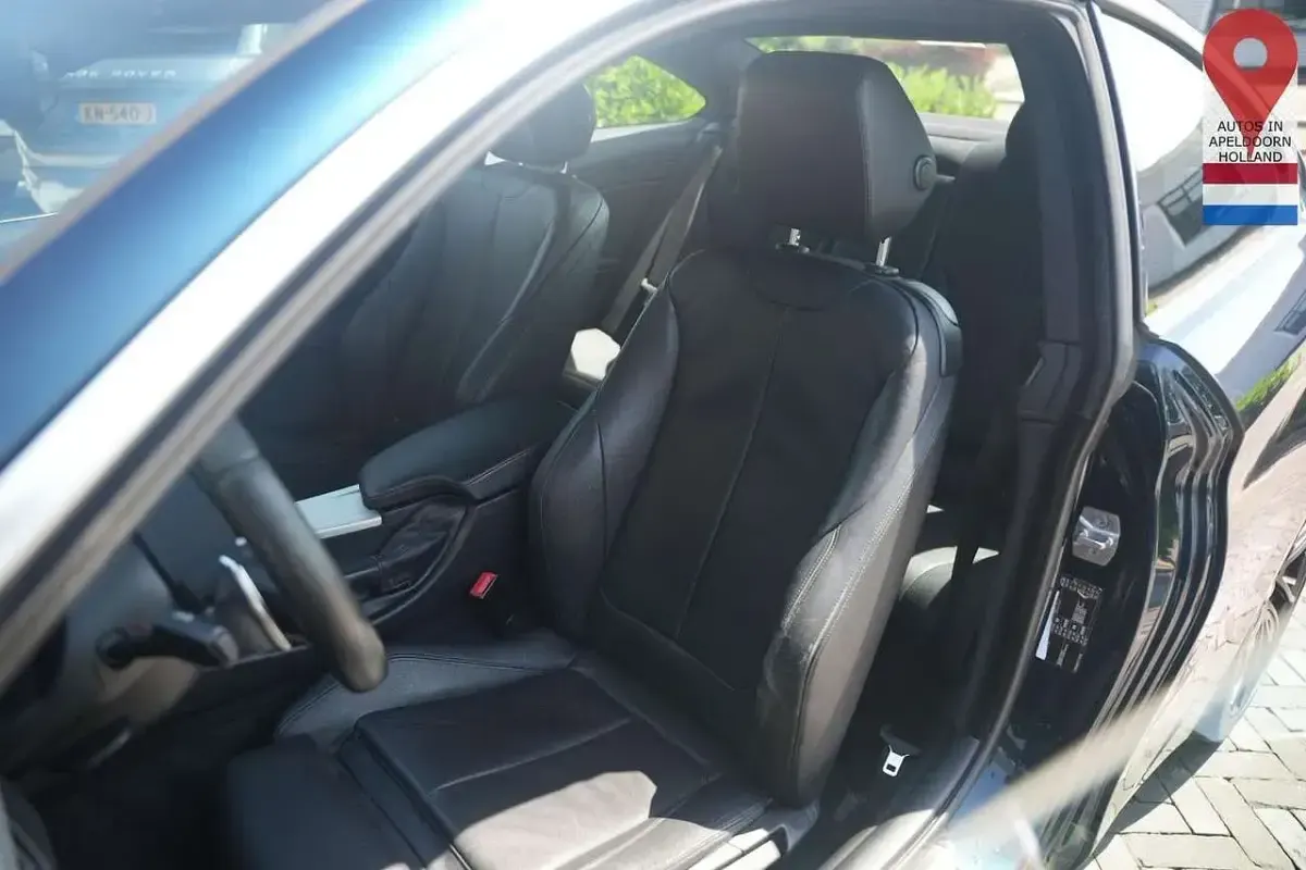 Gebraucht BMW 420 Executive 190 PS (139 kW) 2016 Midnight blue metallic Coupé