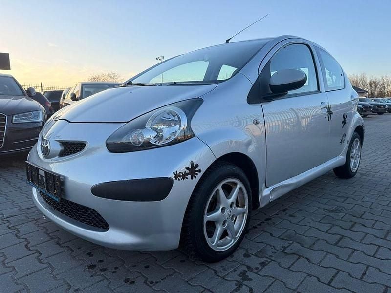 Gebraucht Toyota Aygo Cool 68 PS (50 kW) 2007 Grau Kleinwagen
