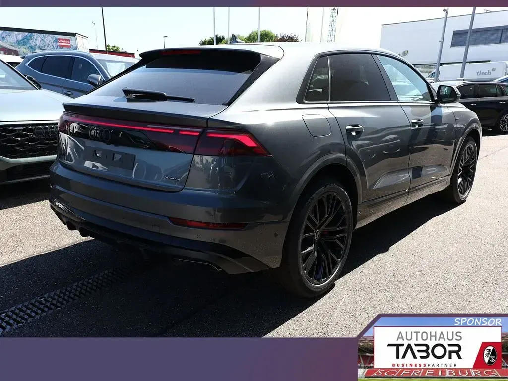 Neu Audi Q8 Sport 286 PS (210 kW) 2026 Grau metallic SUV