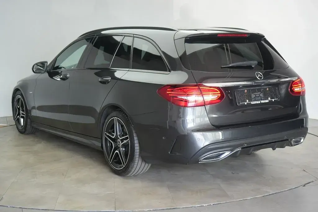 Gebraucht Mercedes C220 AMG 194 PS (142 kW) 2021 Grau Limousine