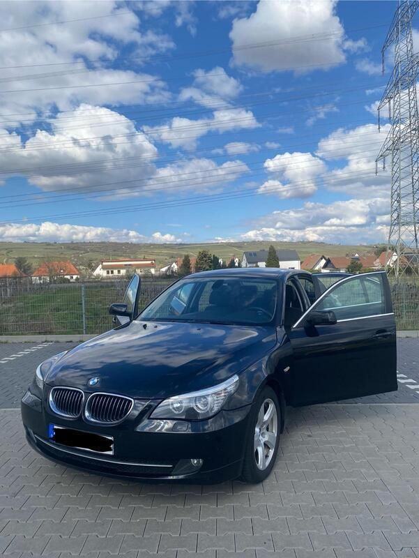Schwarz Gebraucht 2009 BMW 523 Limousine | 6.490 € (Fairer Preis) - Bild 1/4