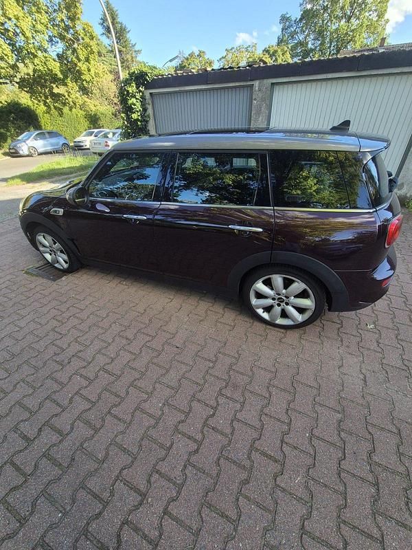 Rot Gebraucht 2017 Mini Cooper S Clubman Kombi | 14.900 € (Guter Preis) - Bild 1/4