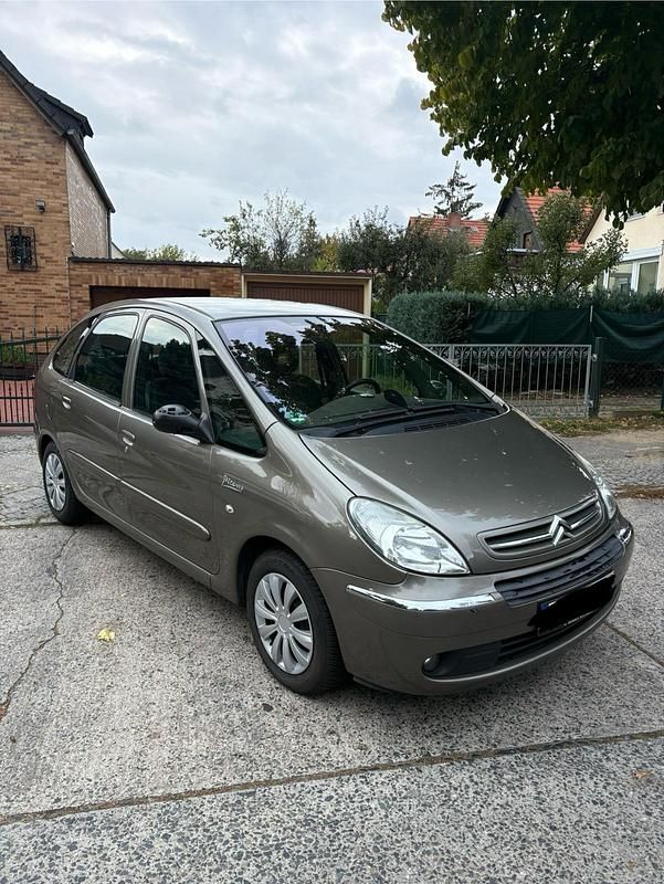 Silber Gebraucht 2010 Citroën Xsara Limousine | 1.200 € - Bild 1/4