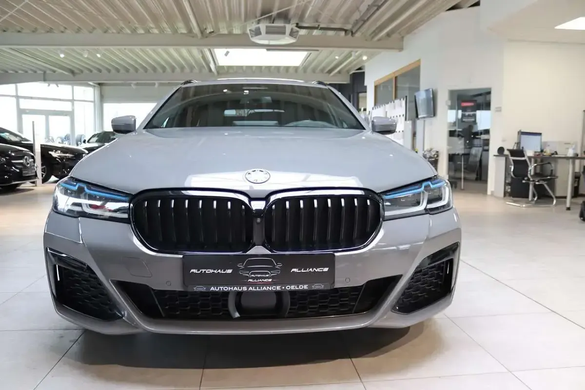 Gebraucht BMW 540 M Sport 340 PS (250 kW) 2020 Grau Kombi