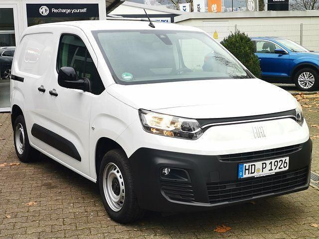 Gebraucht Fiat Doblò 110 PS (80 kW) 2022 Weiß Van / Kleinbus