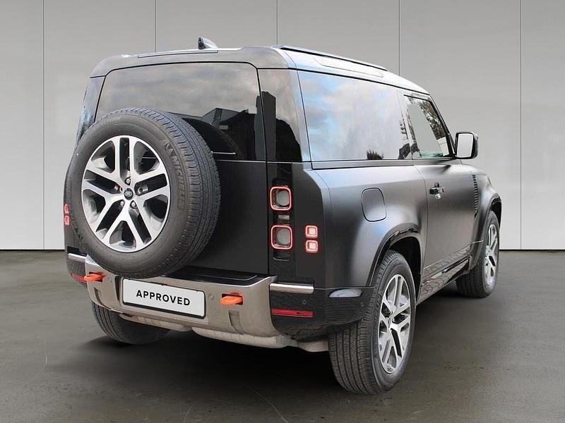 Gebraucht Land Rover Defender 304 PS (223 kW) 2023 Santorini black SUV