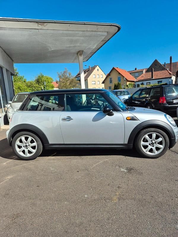 Usata Mini Cooper 120 CV (88 kW) 2007 Argento Utilitaria