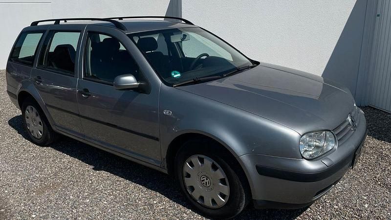 Grau Gebraucht 2006 VW Golf V Kombi | 1.350 € (Guter Preis) - Bild 1/4