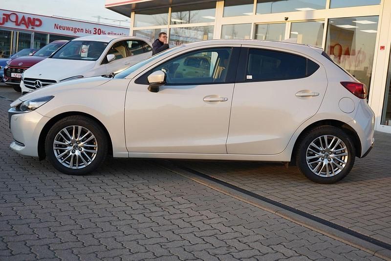 Gebraucht Mazda 2 Kizoku 90 PS (66 kW) 2021 Weiß Limousine