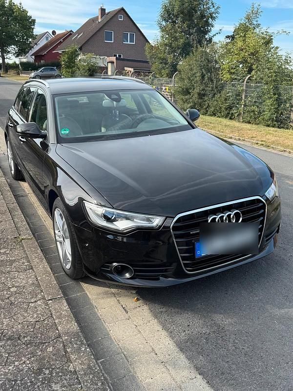 Braun Gebraucht 2013 Audi A6 Kombi | 16.800 € (Etwas zu teuer) - Bild 1/4