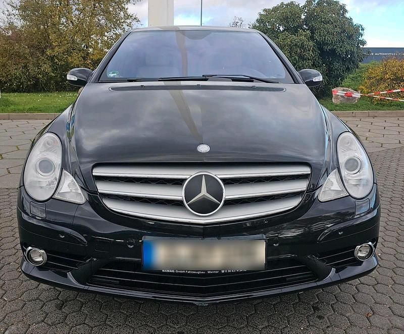 Gebraucht Mercedes R320 224 PS (164 kW) 2009 Schwarz Van / Kleinbus