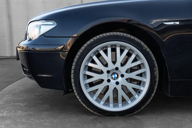 Gebraucht BMW 760L 445 PS (327 kW) 2004 Limousine