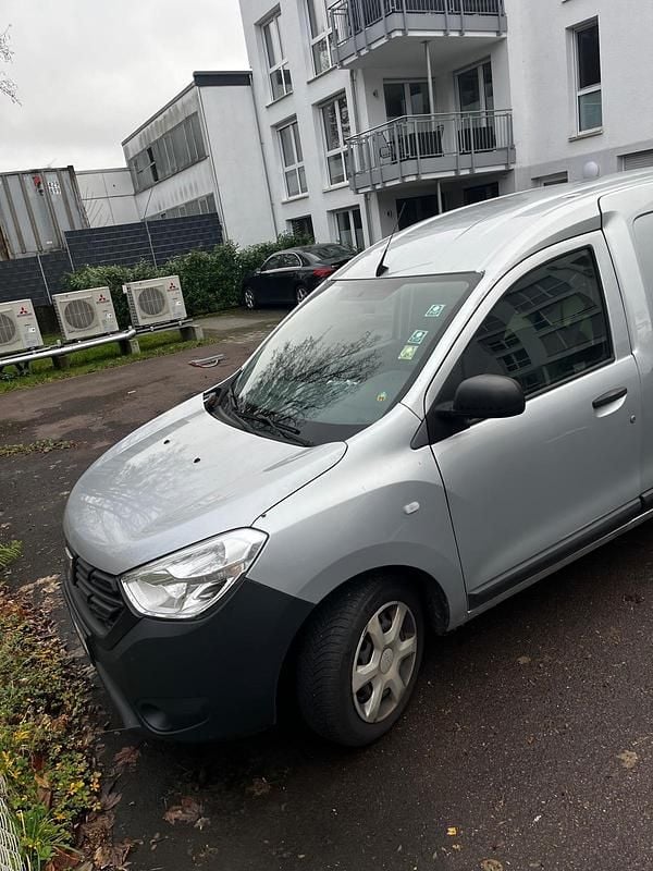 Gebraucht Dacia Dokker Express 75 PS (55 kW) 2020 Silber Van