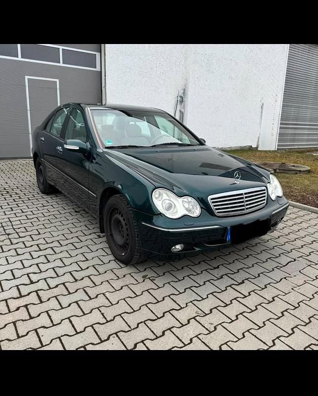 Gebraucht Mercedes C240 170 PS (125 kW) 2002 Grün Limousine