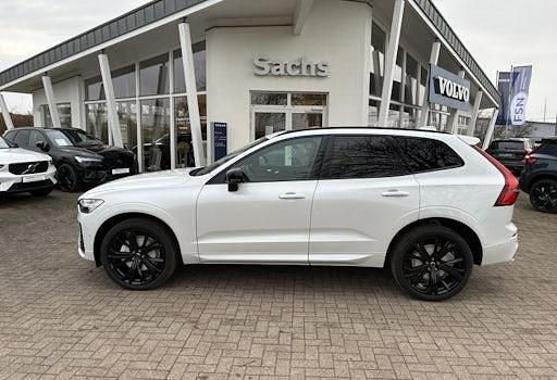 Neu Volvo XC60 Plus 250 PS (183 kW) 2025 Weiß SUV