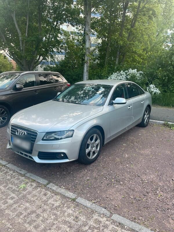 Silber Gebraucht 2009 Audi A4 Limousine | 3.750 € (Guter Preis) - Bild 1/4