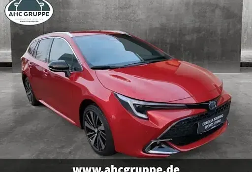 Nowe Toyota Corolla 140 KM (102 kW) 2025 Czerwony Kombi