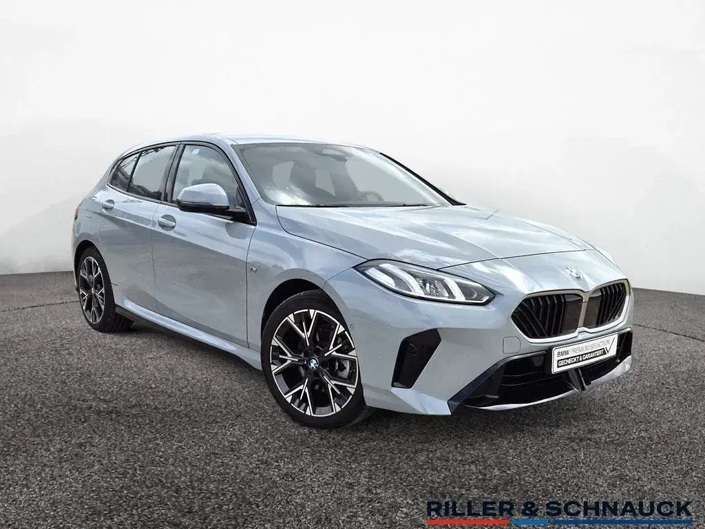Gebraucht BMW 120 M Sport 170 PS (125 kW) 2025 Brooklyn grey Kleinwagen