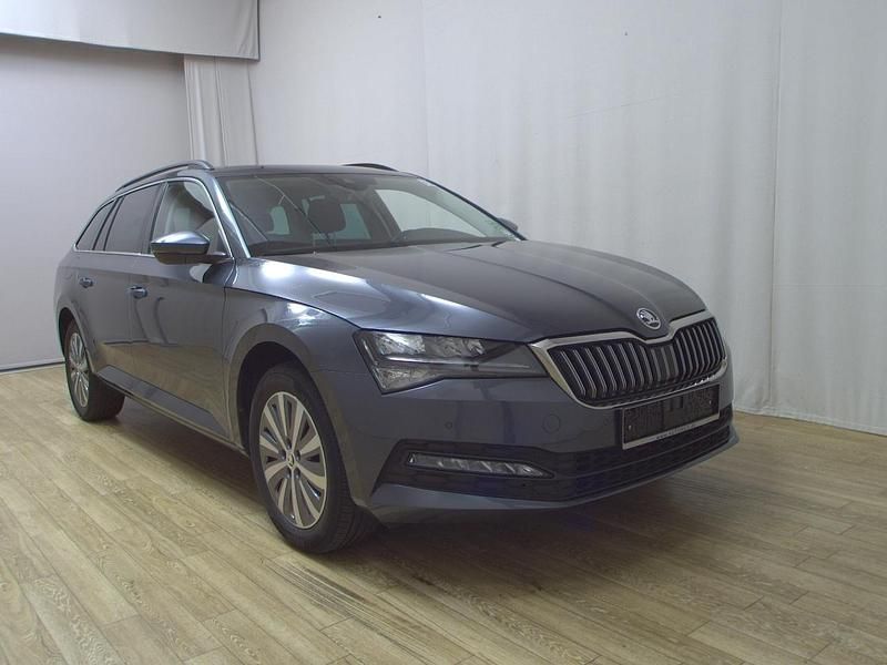 Gebraucht Skoda Superb Ambition 200 PS (147 kW) 2021 Grau Kombi