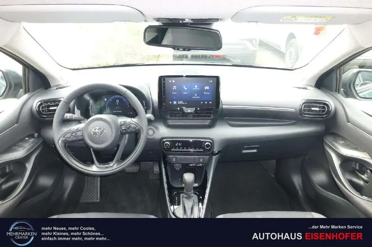 Neu Toyota Yaris Hybrid 116 PS (85 kW) 2026 Other Kleinwagen