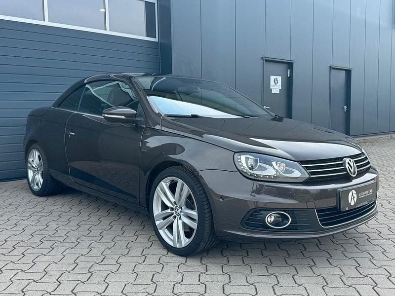 Schwarz Gebraucht 2011 VW Eos Cabrio | 12.990 € (Teuer) - Bild 1/4