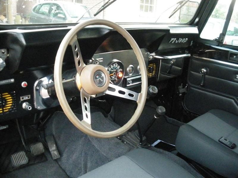 Used Jeep CJ 116 HP (85 kW) 1987 Black SUV