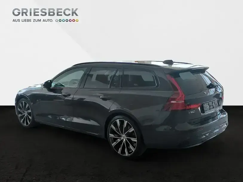 Gebraucht Volvo V60 Ultra 197 PS (144 kW) 2025 Grau Kombi