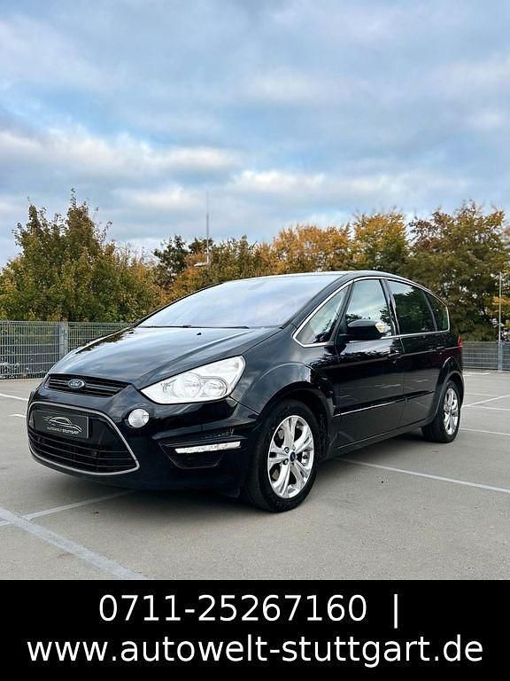Schwarz Gebraucht 2011 Ford S-MAX Titanium Van / Kleinbus | 5.199 € (Fairer Preis) - Bild 1/4