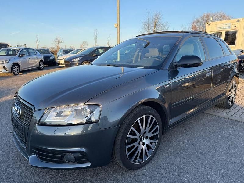 Gebraucht Audi A3 S-Line 140 PS (102 kW) 2012 Grau Kleinwagen