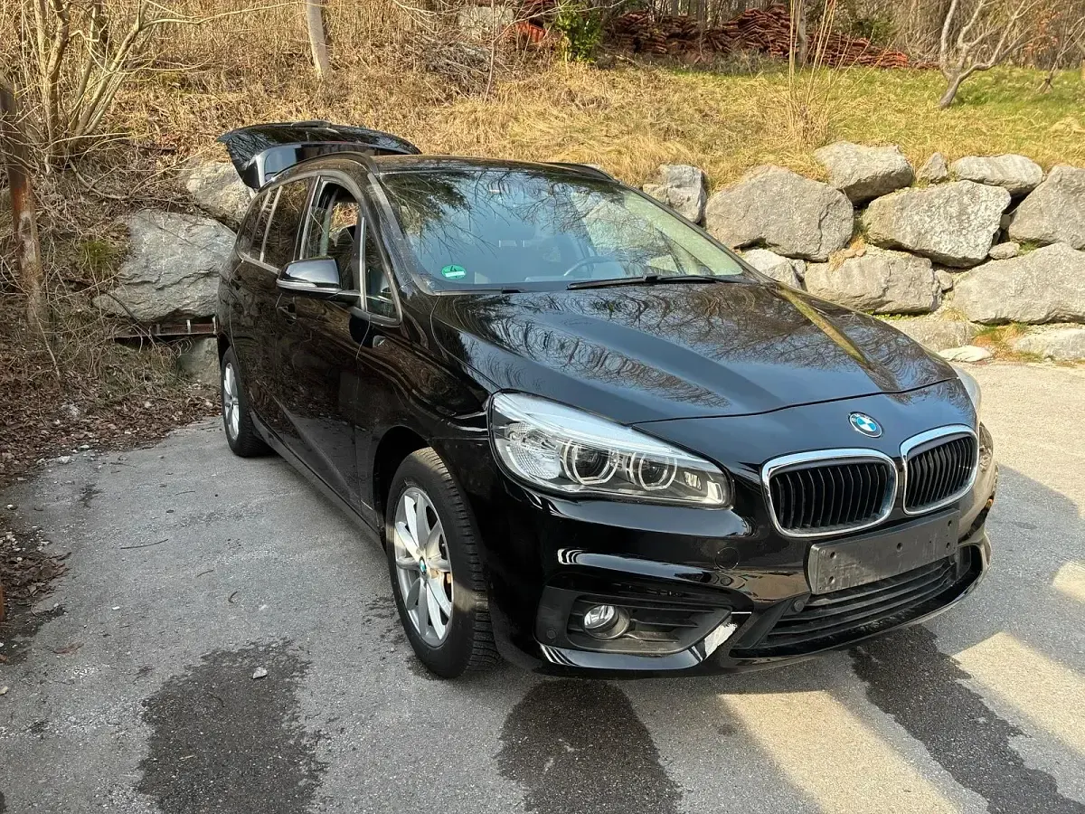 Gebraucht BMW 218 2016 Schwarz Kombi