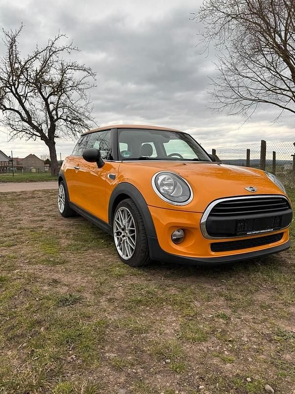 Usata Mini ONE 75 CV (55 kW) 2015 Arancione Utilitaria