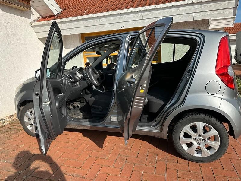 Gebraucht Opel Agila 65 PS (47 kW) 2010 Grau Kleinwagen