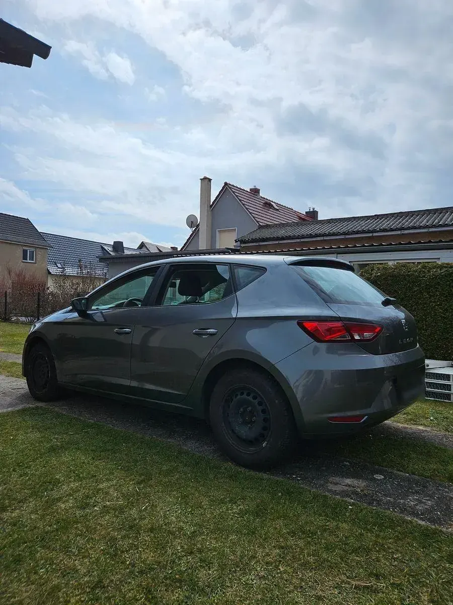 Gebraucht Seat Leon I-Tech 105 PS (77 kW) 2014 Grau Limousine