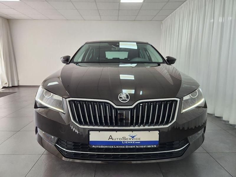 Gebraucht Skoda Superb Style 220 PS (161 kW) 2016 Braun Limousine