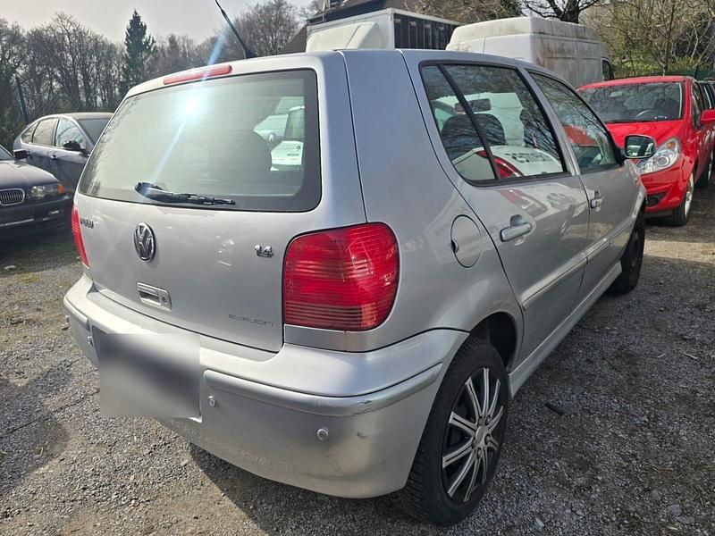 Gebraucht VW Polo 75 PS (55 kW) 2001 Silber Kleinwagen