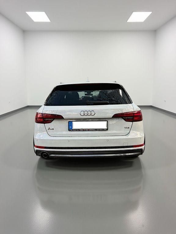Gebraucht Audi A4 S-Line 150 PS (110 kW) 2018 Weiß Kombi