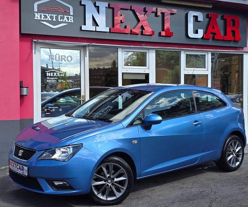 Blau Gebraucht 2015 Seat Ibiza SC I-Tech Kleinwagen | 5.490 € (Fairer Preis) - Bild 1/4