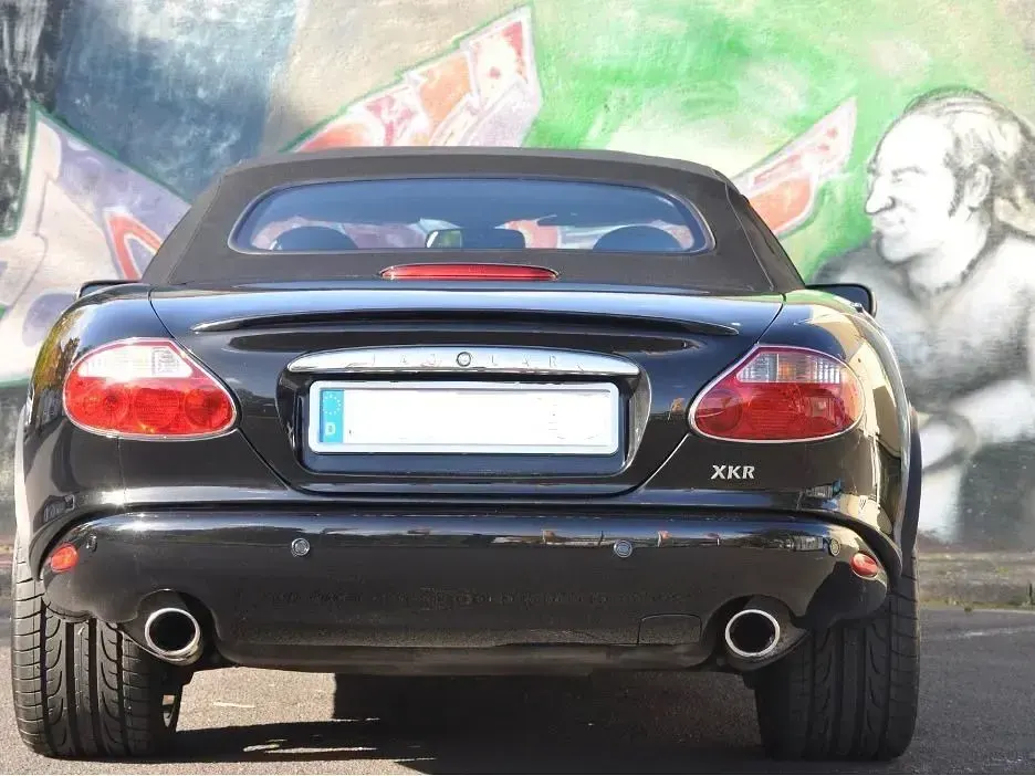 Usata Jaguar XKR 363 CV (266 kW) 2002 Nero Cabrio