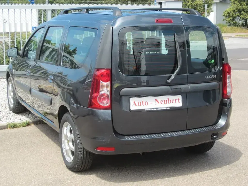 Gebraucht Dacia Logan MCV Lauréate 105 PS (77 kW) 2011 Grau Kombi