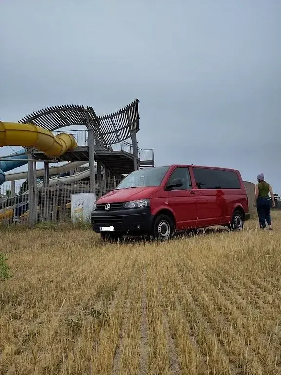 Gebraucht VW Caravelle 140 PS (102 kW) 2014 Rot Van