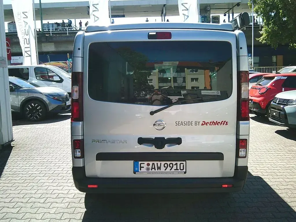 Gebraucht Nissan Primastar 170 PS (125 kW) 2025 Silber Van / Kleinbus