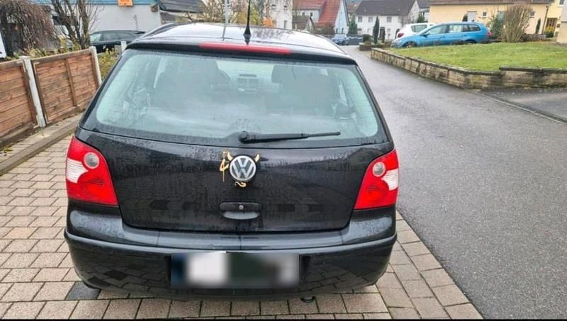 Gebraucht VW Polo 75 PS (55 kW) 2004 Schwarz Kleinwagen