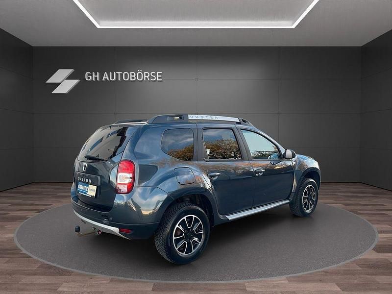 Gebraucht Dacia Duster Black Shadow 125 PS (91 kW) 2017 Grau SUV